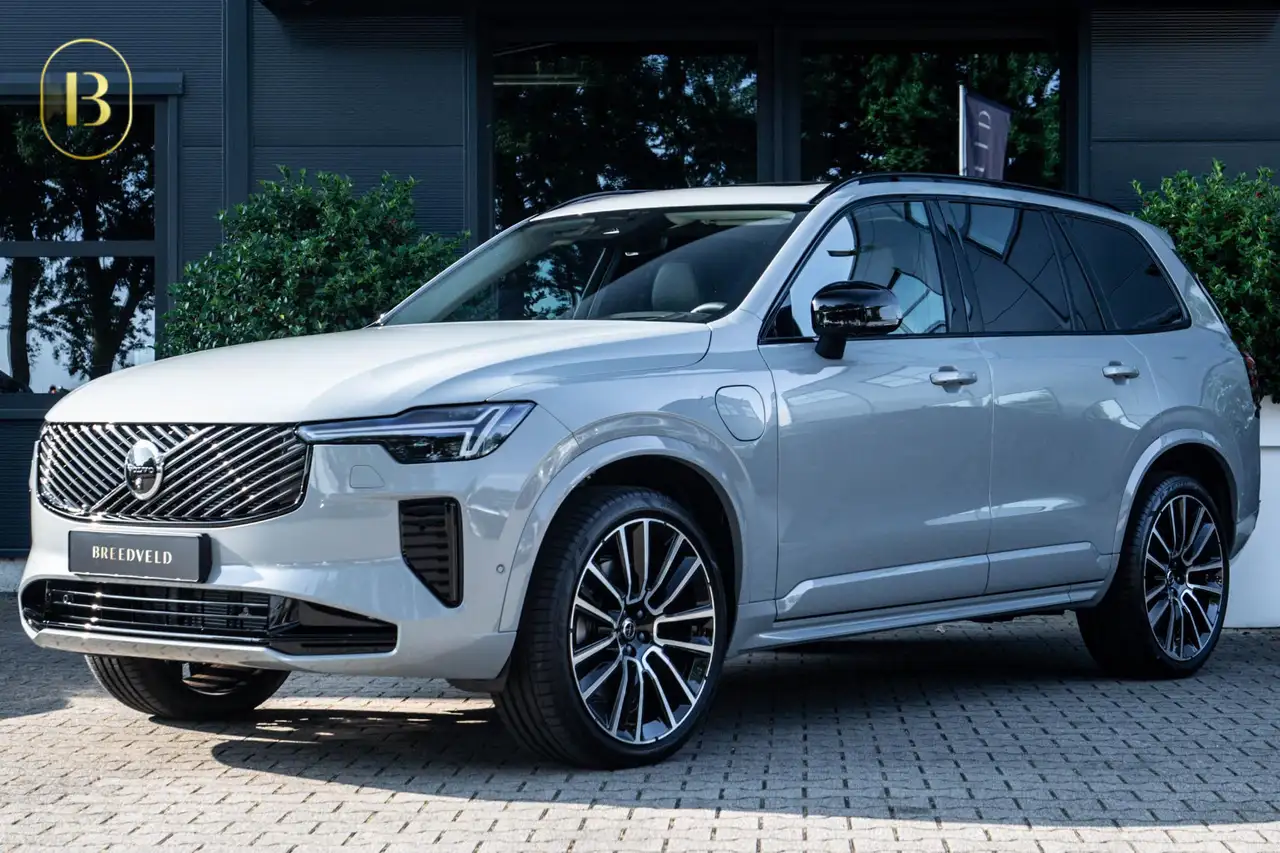 Volvo XC90 2.0 T8 Plug-in hybrid AWD Ultra Dark Exec. Ed. — photo 1 of 32