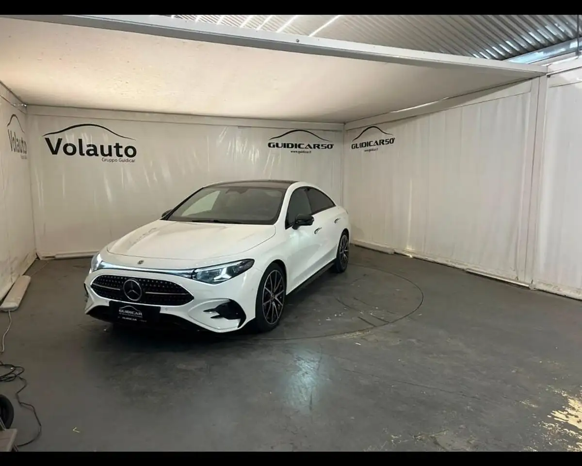 Mercedes-Benz CLA 180 AMG Line Advanced Plus auto — photo 1 of 15