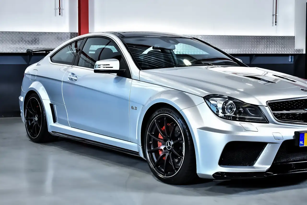 2012 Mercedes-Benz C 63 AMG BLACK SERIES C63AMG 1-800 collectors item!, photograph 9