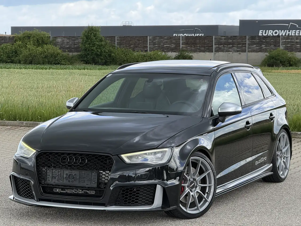 Audi A3 SB quattro Sport 2,0 TDI S-tronic — photo 1 of 20