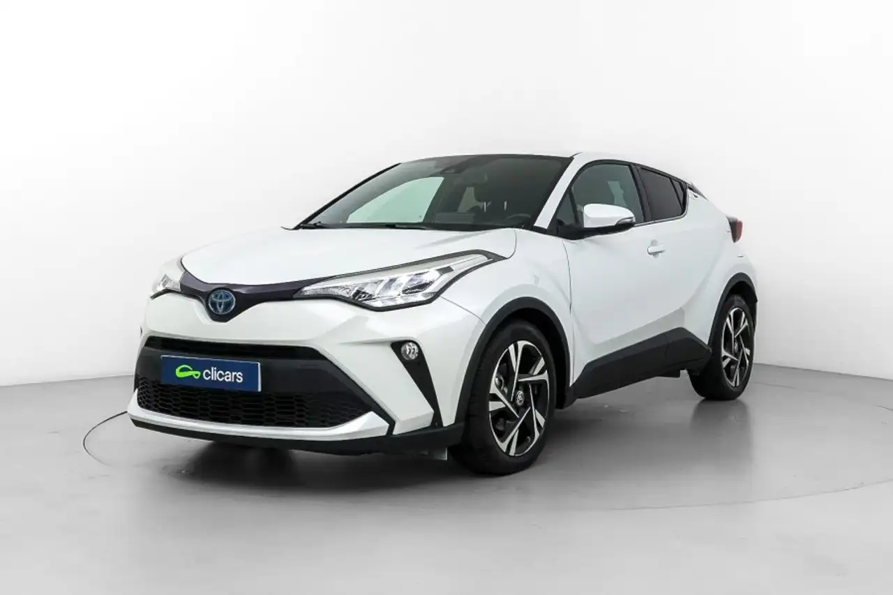 Toyota C-HR 125H Advance — photo 1 of 36