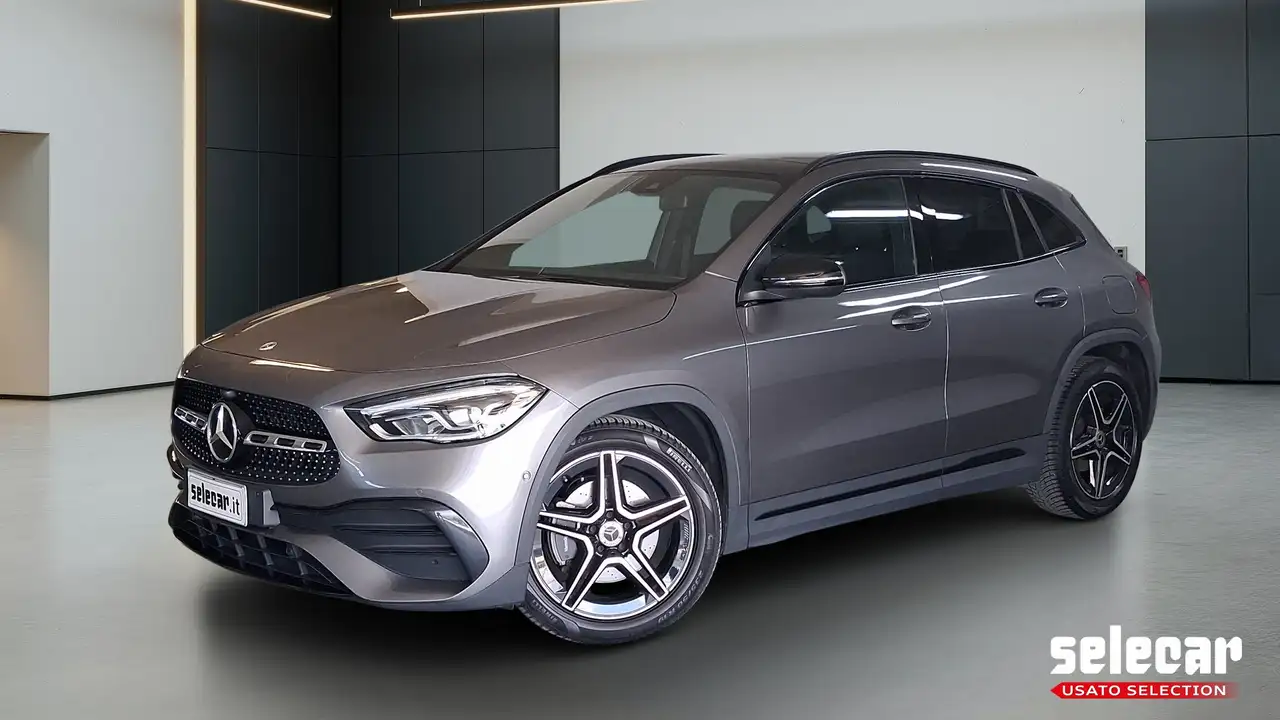 Mercedes-Benz GLA 200 - GLA 200 d Premium auto — photo 1 of 14