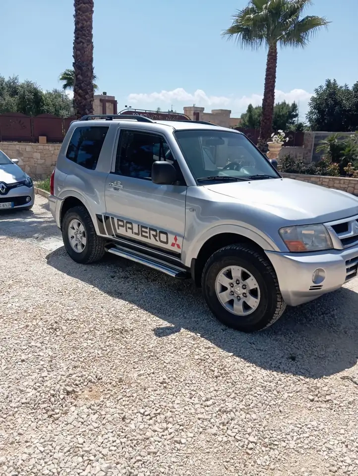 Mitsubishi Pajero 3p 2.5 tdi GL 115cv