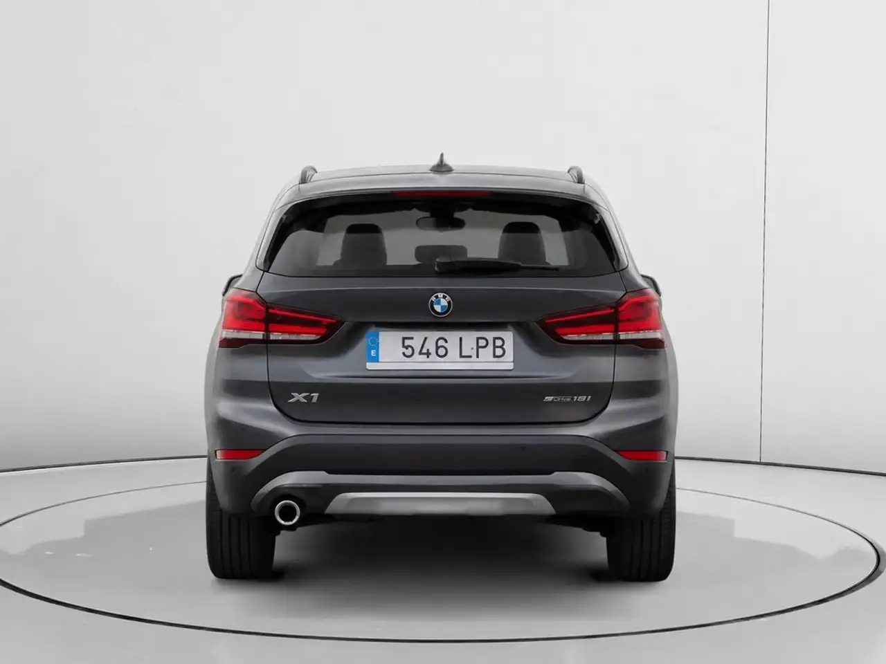 2021 BMW X1 sDrive 18i, photograph 4