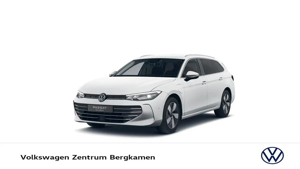 Volkswagen Passat Variant 1.5 HYBRID BUSINESS AHK CAM ACC — photo 1 of 10
