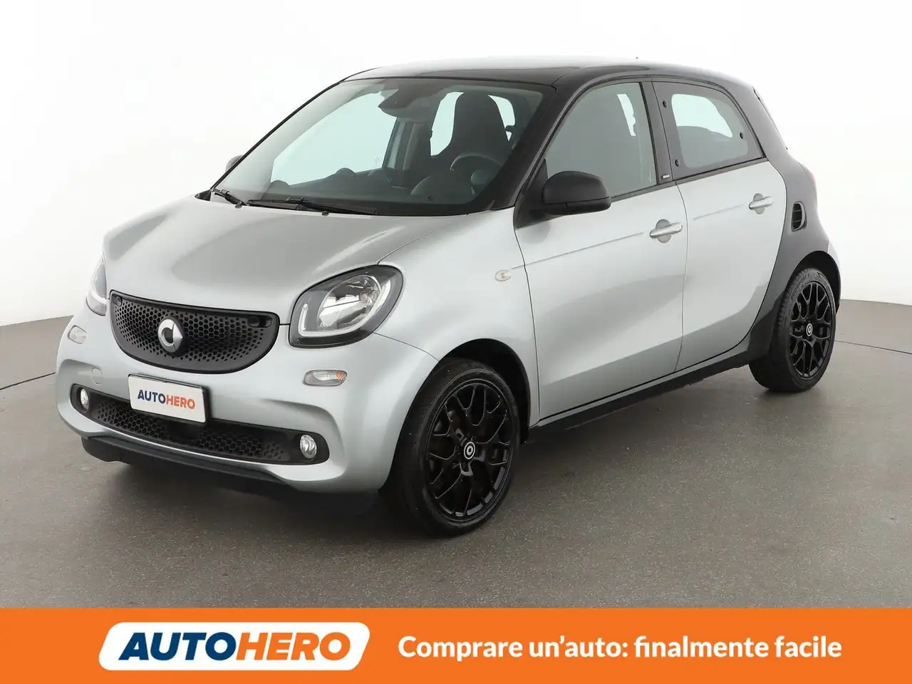 smart forFour 1.0 Edition nightsilver — photo 1 of 28