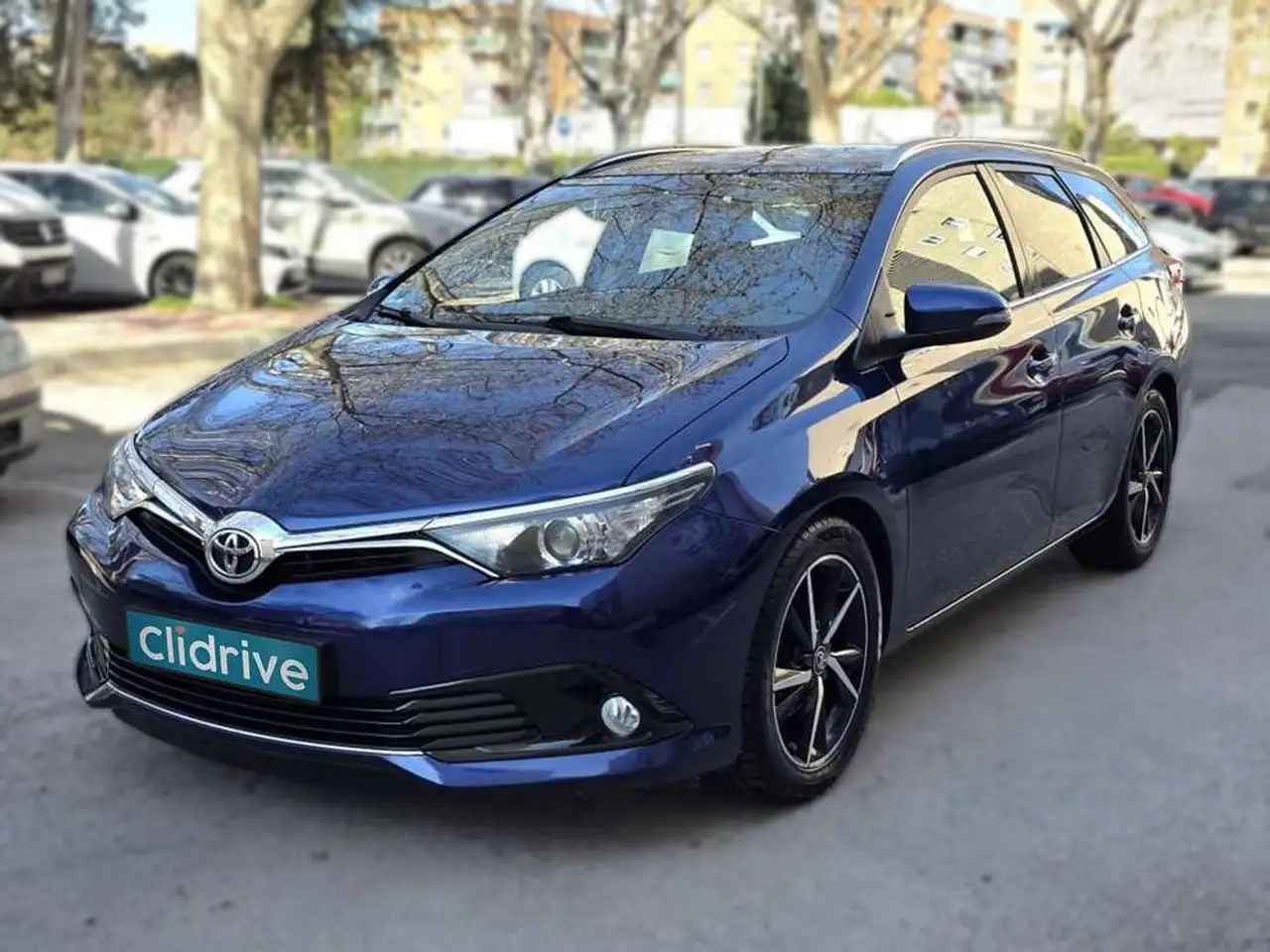Toyota Auris 1.6 115D ACTIVE TOURING SPORTS — photo 1 of 9