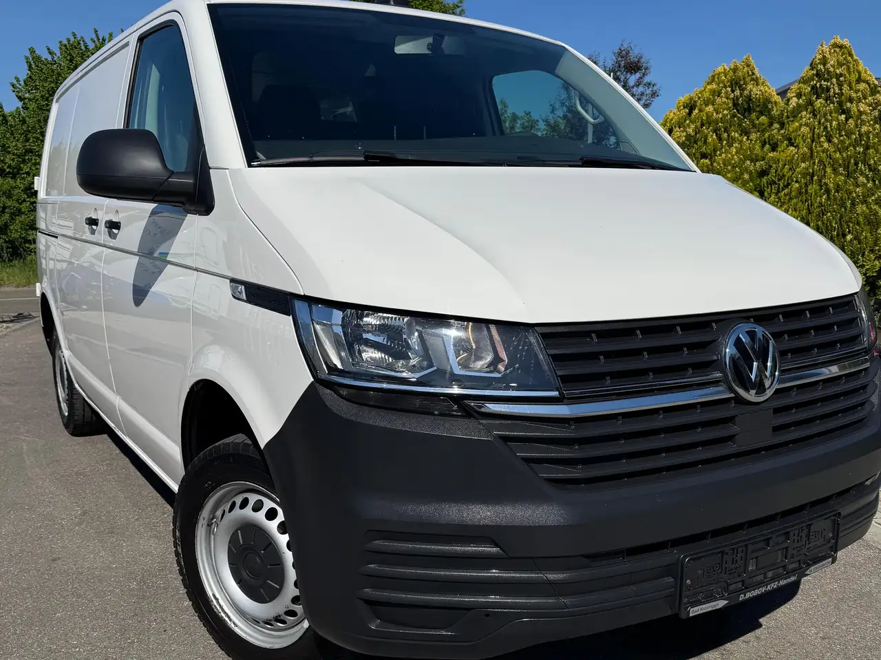 Volkswagen T6.1 Transporter EcoProfi 2xSchiebetüren Klima — photo 1 of 15