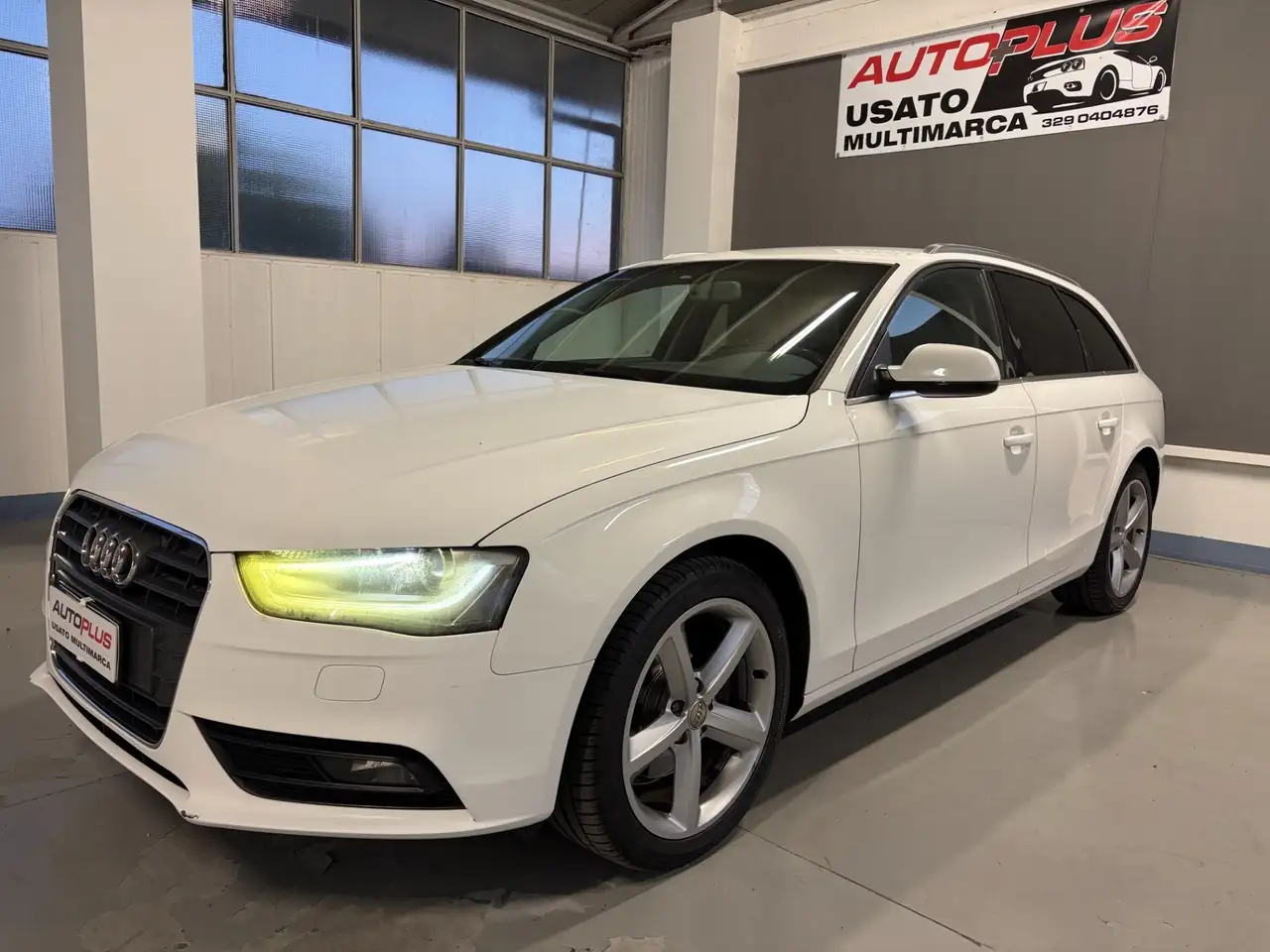 Audi A4 A4 Avant 2.0 TDI 143CV S-LINE — photo 1 of 11