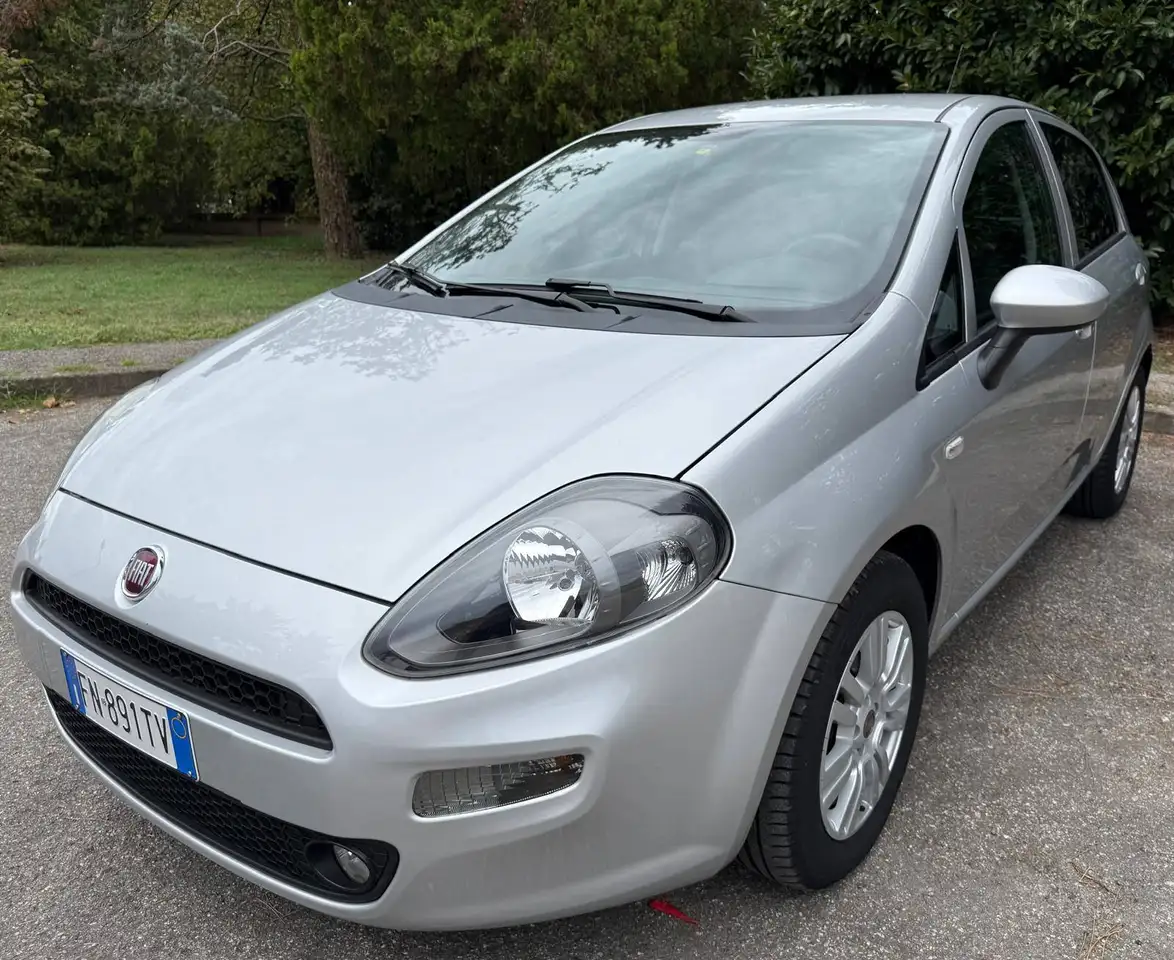 Fiat Punto Punto 5p 1.3 mjt Lounge x NEOPATENTATI — photo 1 of 15