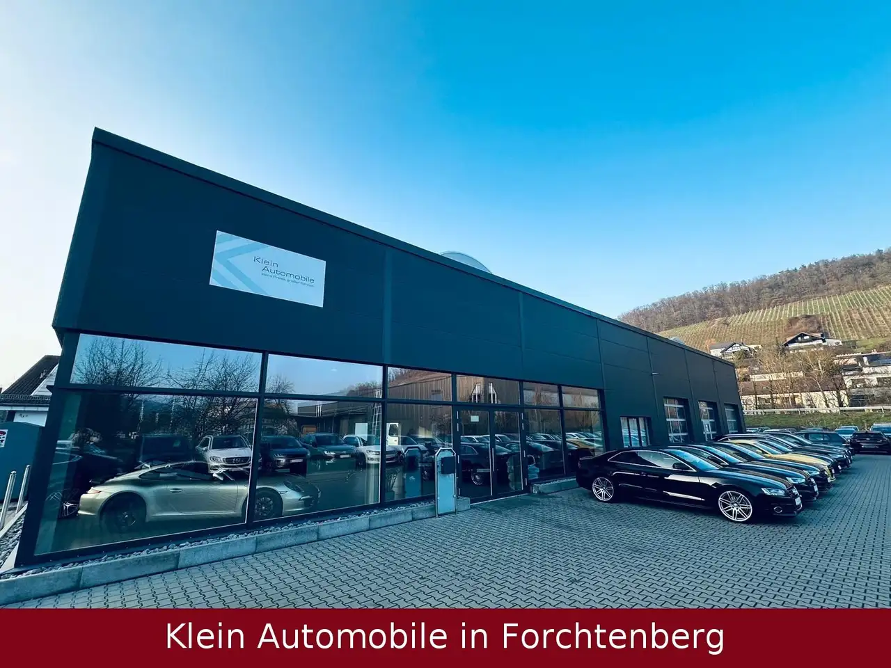 Volkswagen Golf VI Cabriolet Aut. LederNaviPdcShzSportsitze — photo 1 of 4