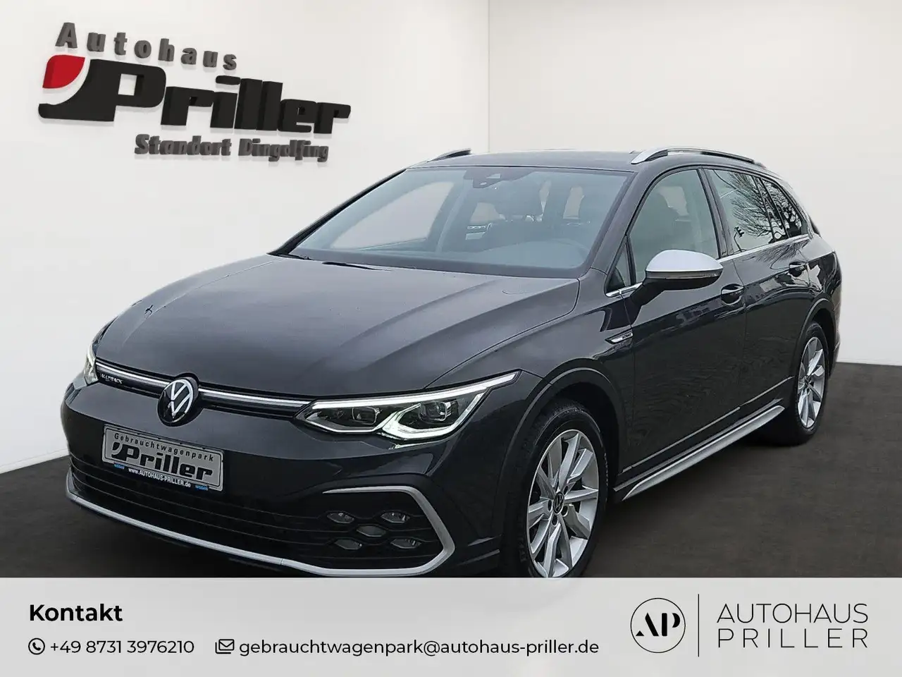 Volkswagen Golf VIII Var. 2.0 TDI Alltrack 4Motion DSG/AHK — photo 1 of 23