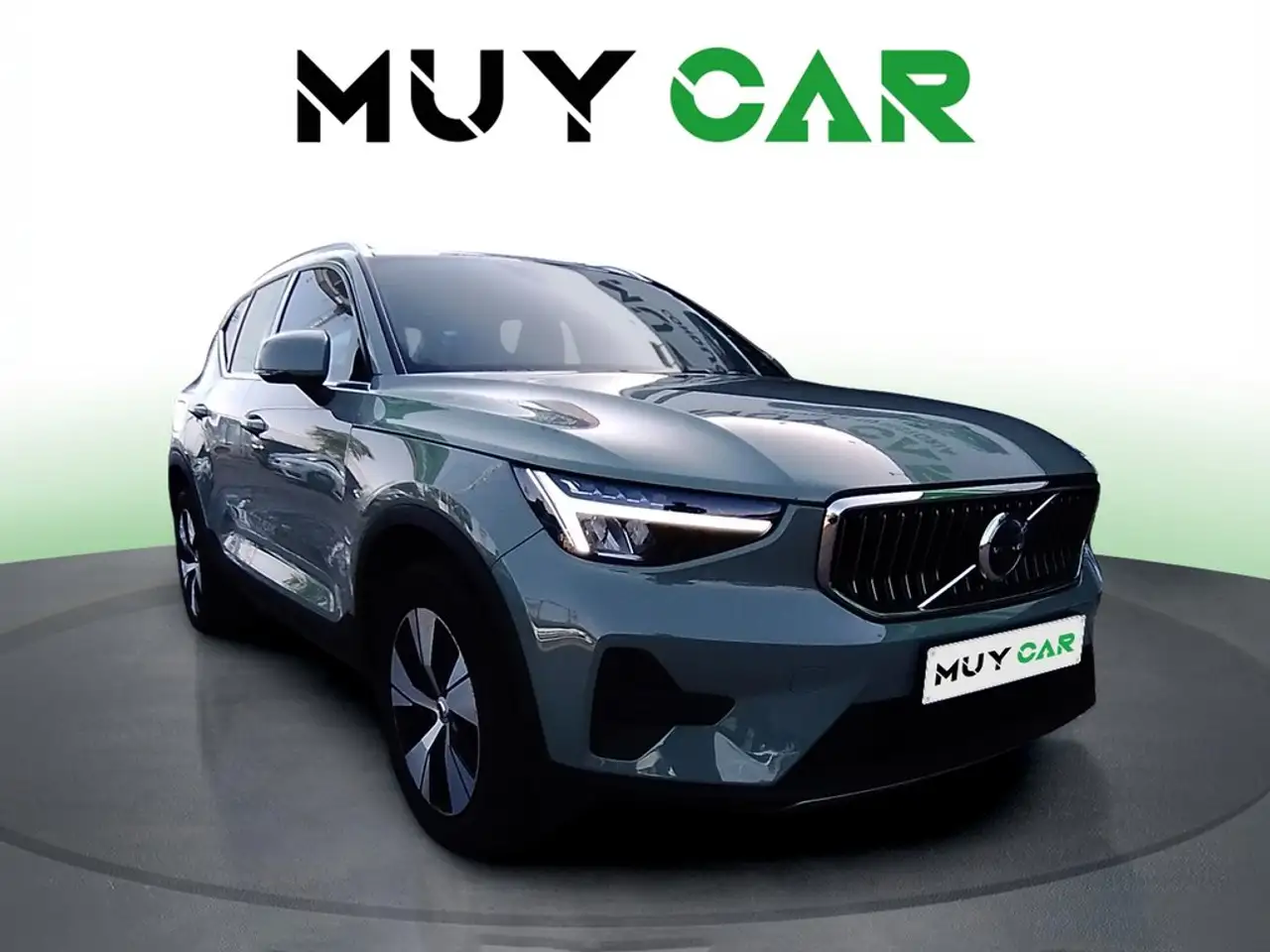 Volvo XC40 T2 Core Aut. — photo 1 of 16