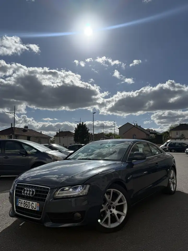 Audi A5 2.7 V6 TDI 190 DPF Ambiente Multitronic A — photo 1 of 7