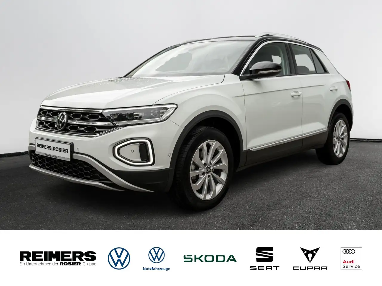 Volkswagen T-Roc Style Style 1.5 TSI OPF 110 kW 7-Gang-DSG — photo 1 of 29