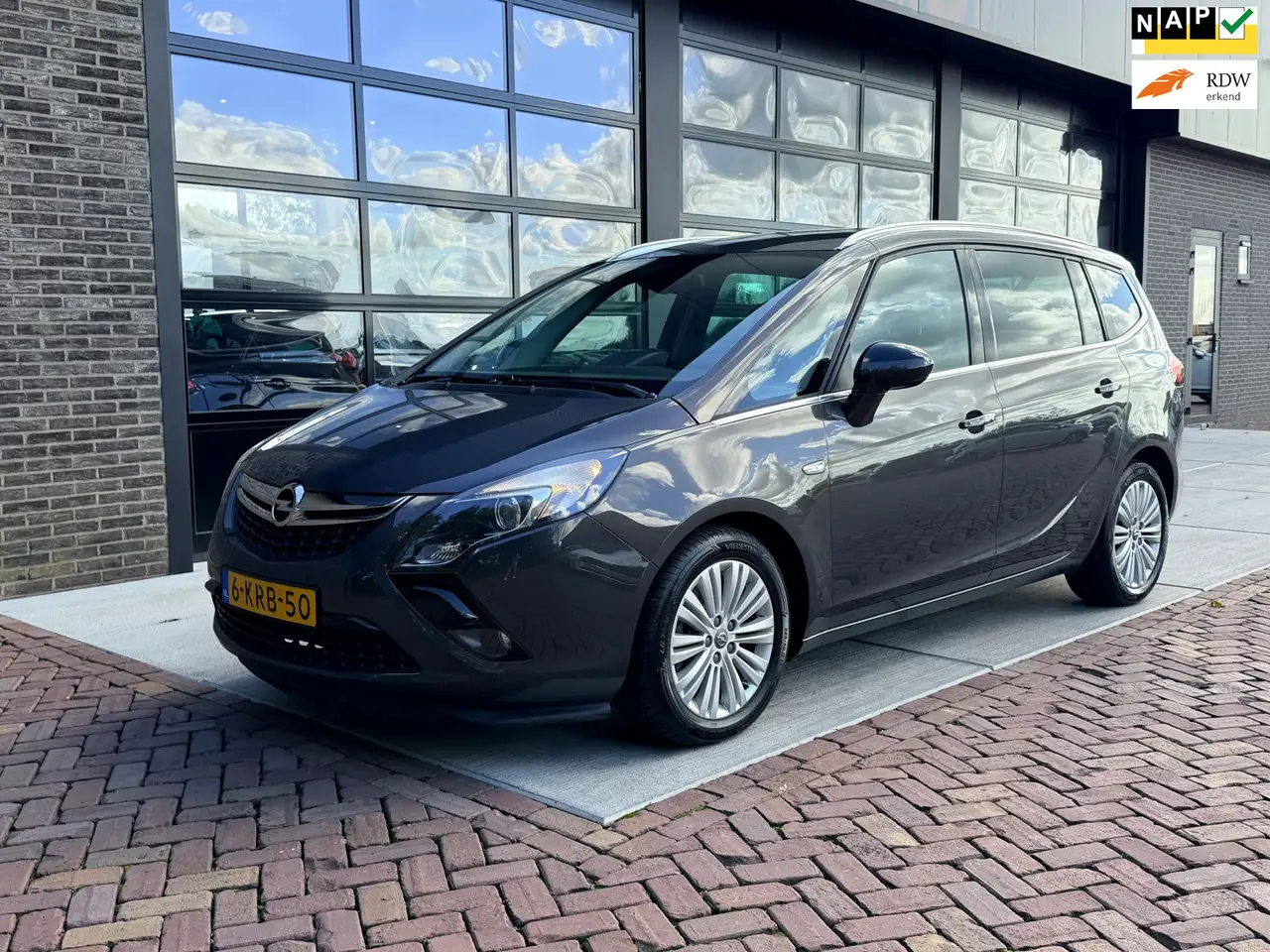 Opel Zafira Tourer 1.6 Design Edition 7p. | Navi | Trekhaak | Cruise — photo 1 of 26