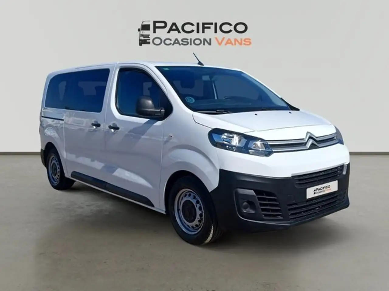 Citroen Jumpy Combi BlueHDI Talla M Confort 100 — photo 1 of 23