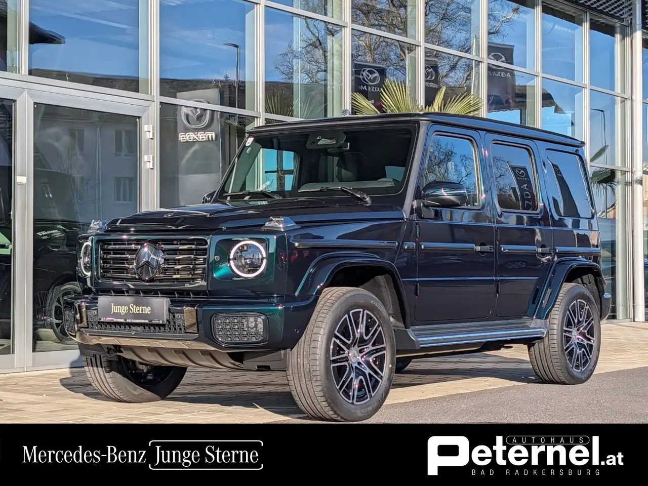 Mercedes-Benz G 580 mit EQ Technologie — photo 1 of 28