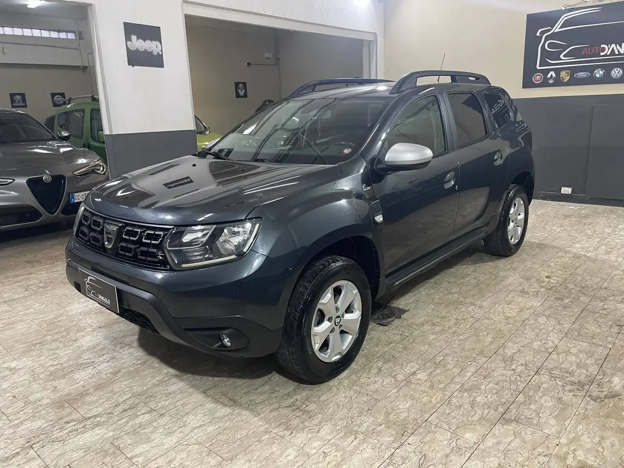 Dacia Duster Duster 1.5 dci Prestige 4x2 s — photo 1 of 28