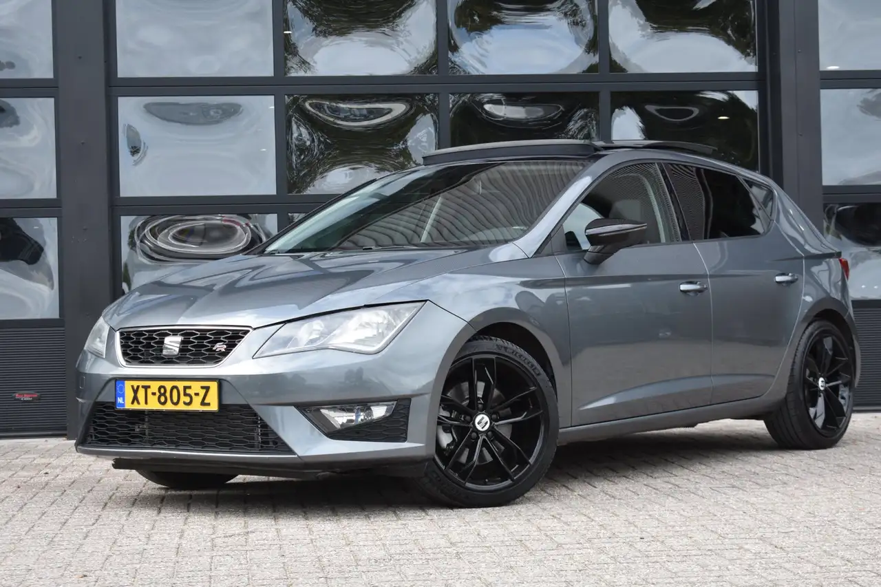 SEAT Leon 1.8 TSI FR '13 Pano Navi Clima Cruise Inruil mogel — photo 1 of 26