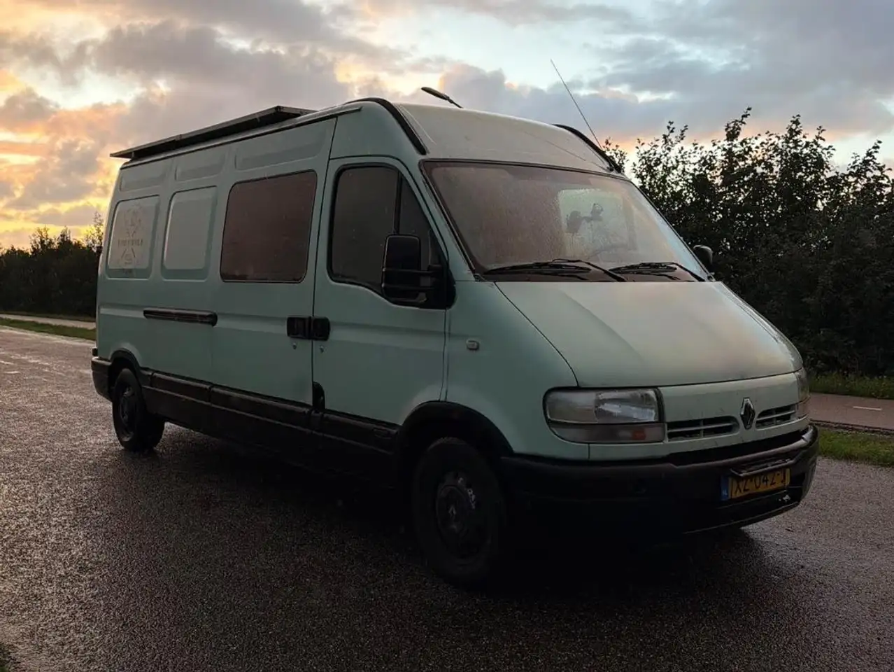 Renault Master — photo 1 of 29