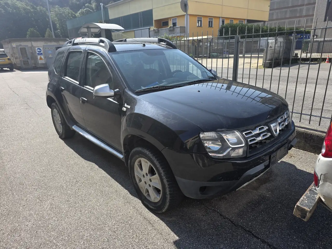 Dacia Duster 4x4 SOLO PER EXPORT PROBLEMI MOTORE — photo 1 of 13