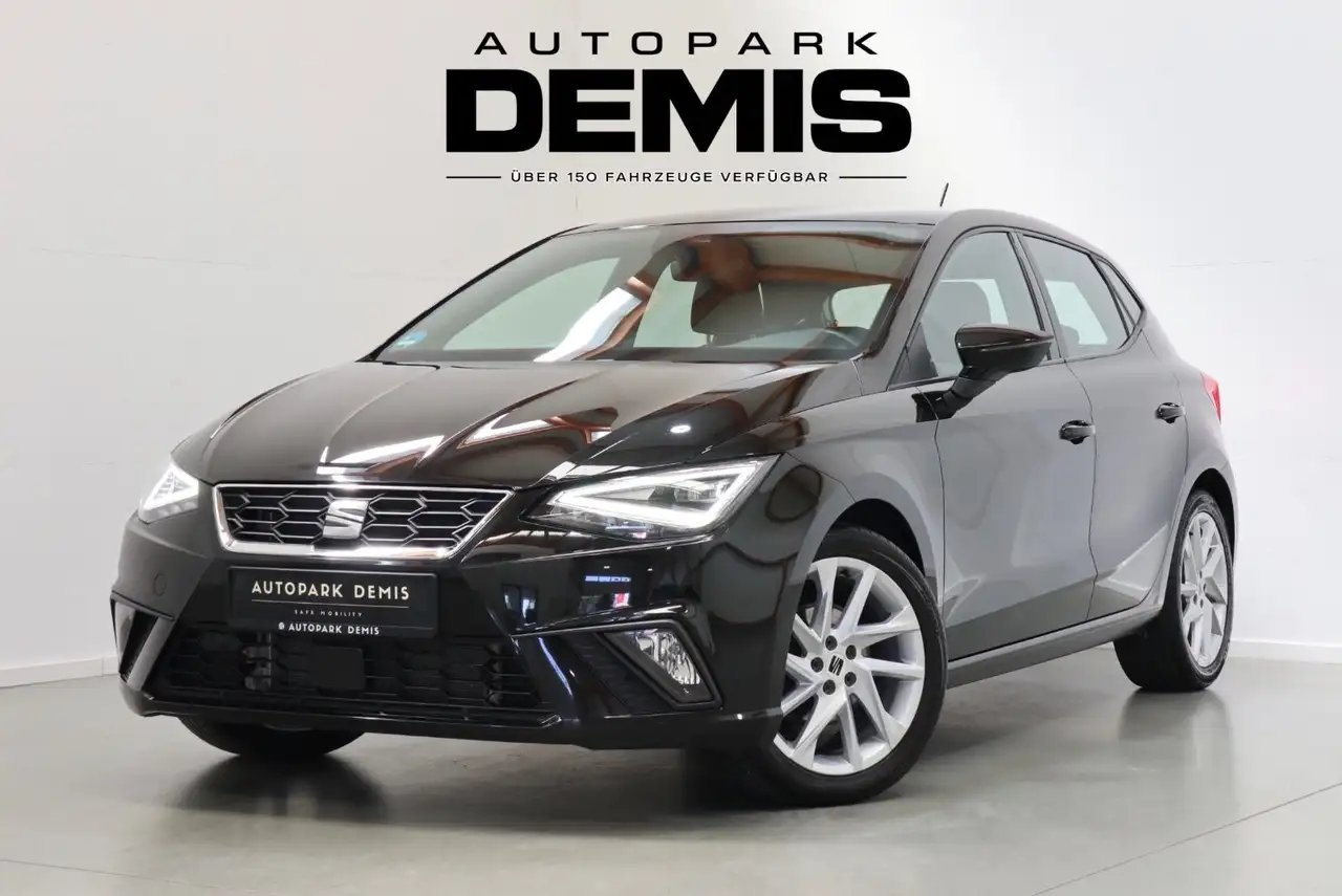 SEAT Ibiza FR DSG/KAM/LED/SHZ/KESSY/CARPLAY/NAVI/PDC — photo 1 of 27
