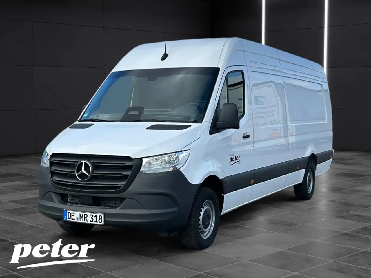 Mercedes-Benz Sprinter 317 CDI Kasten BASE Hochdach Extralang — photo 1 of 15