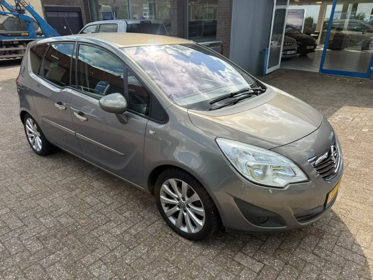 Opel Meriva 1.4 Turbo Cosmo — photo 1 of 4
