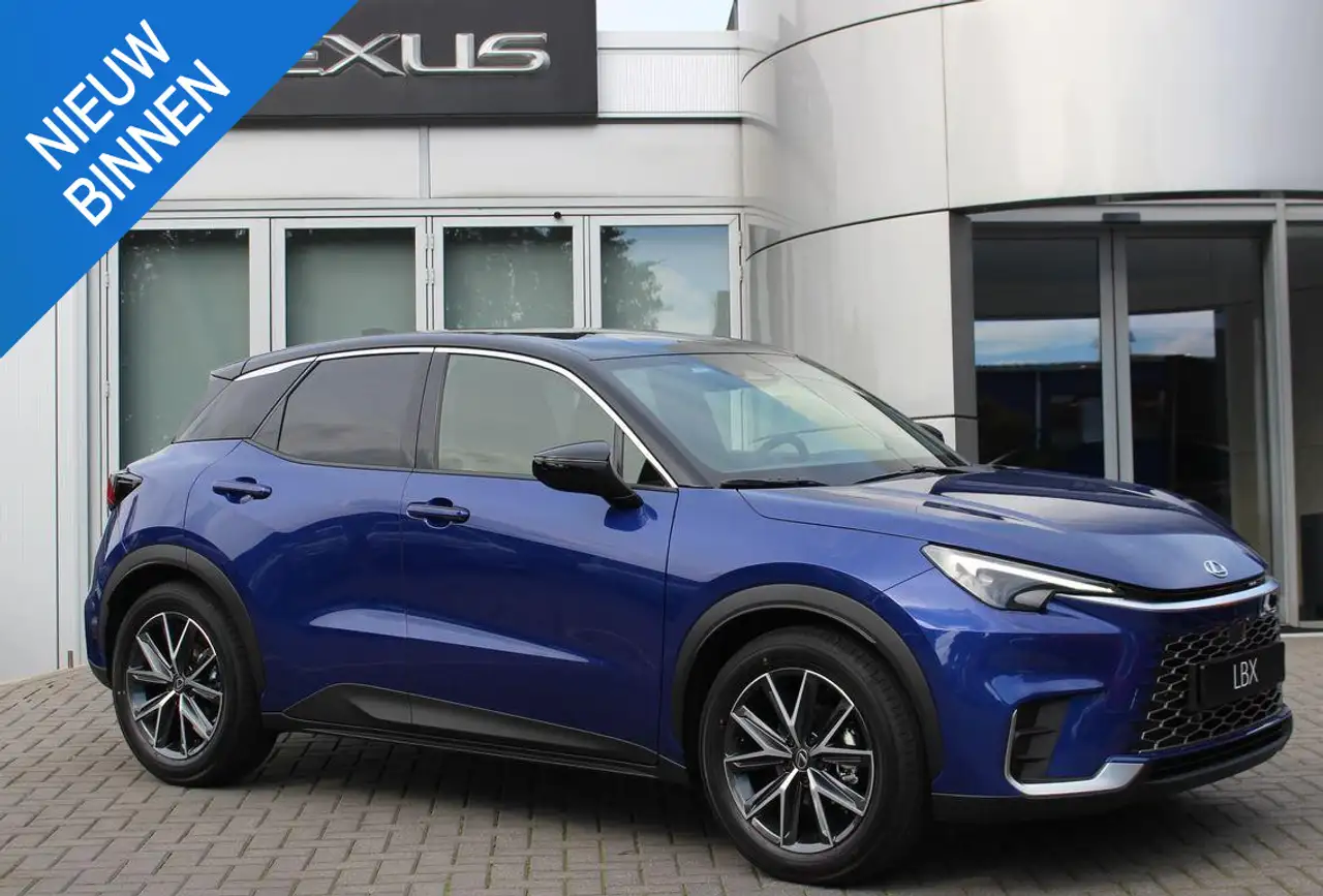 Lexus LBX 1.5 Emotion 2WD NIEUW DIRECT LEVERBAAR STUURVERW S — photo 1 of 34