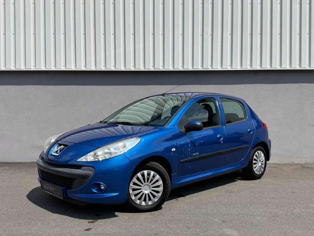 Peugeot 206 + Urban Style TÜV Klima Euro 5 — photo 1 of 16