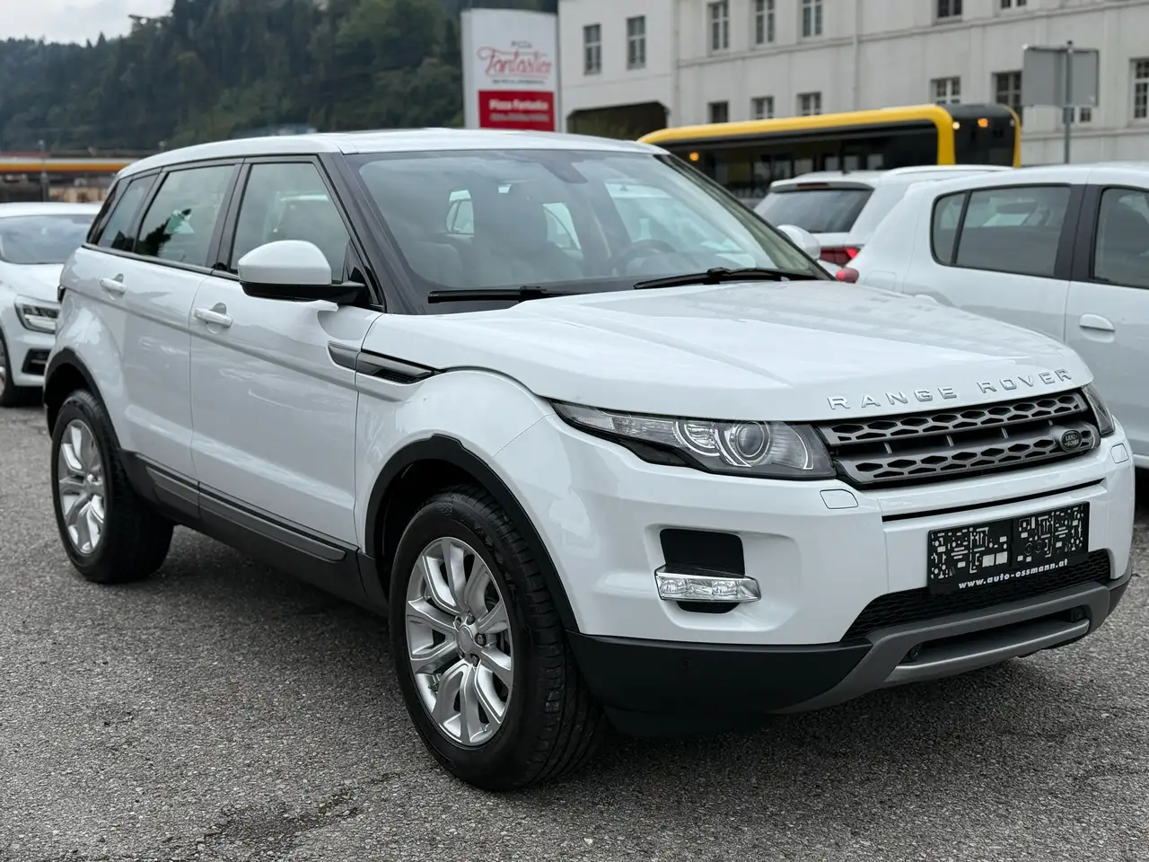 Land Rover Range Rover Evoque 2.2 TD4 Aut. Allrad NUR 89.000 KM TÜV NEU — photo 1 of 17