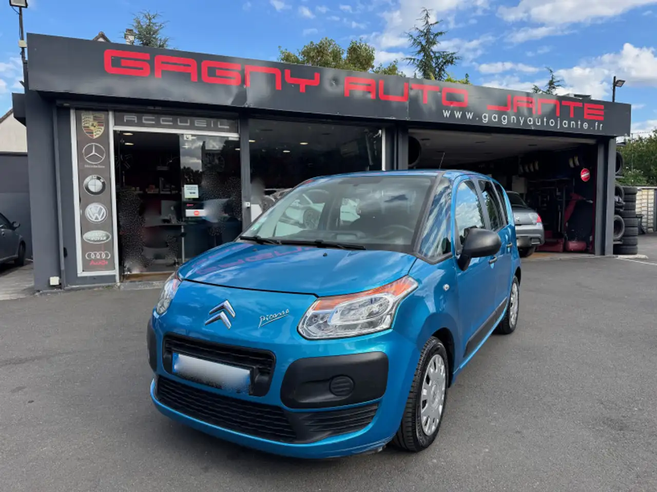 Citroen C3 Picasso 1.4 VTI ATTRACTION FAIBLE KILOMETRAGE — photo 1 of 16