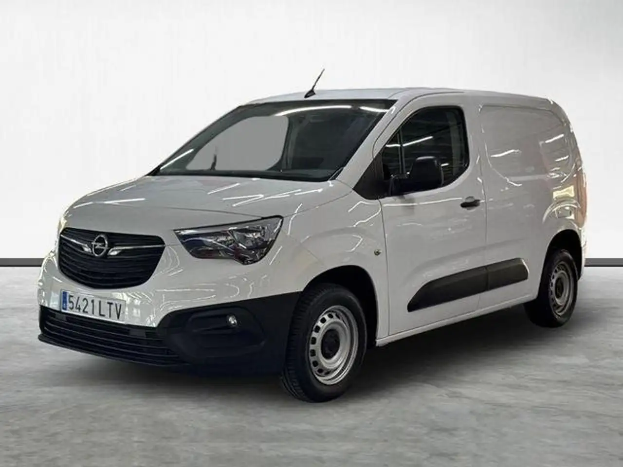 Opel Combo N1 Cargo 1.5TD S&S L 650 Express 100 — photo 1 of 26