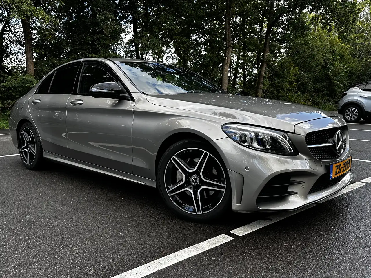 Mercedes-Benz C 160 Amg Line — photo 1 of 20