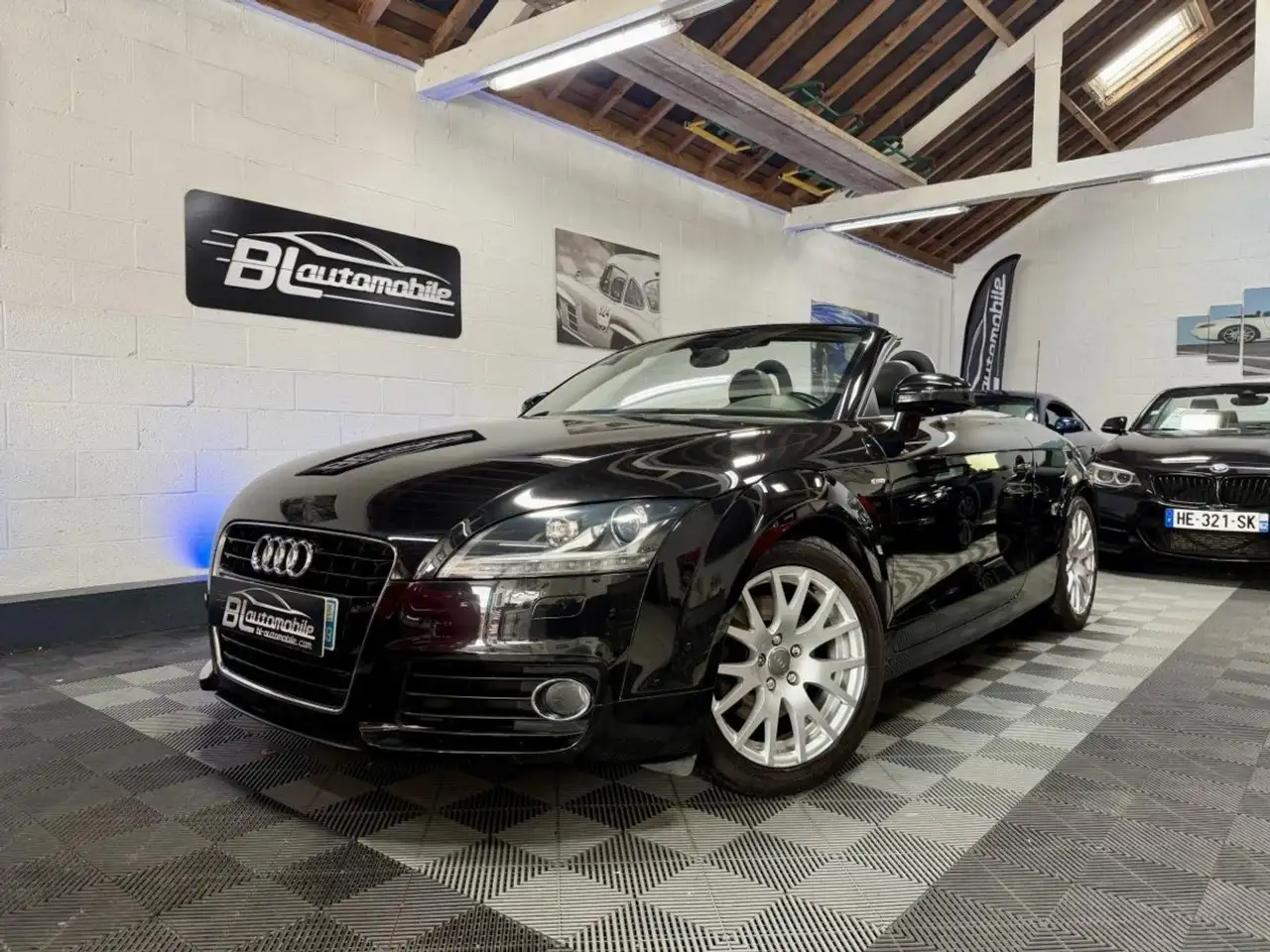 Audi TT Roadster 2.0 TFSI - 211 - BV S-tronic S-Line — photo 1 of 16