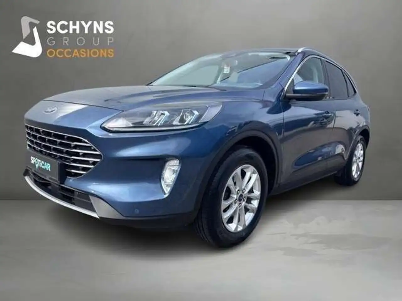 Ford Kuga Titanium — photo 1 of 34