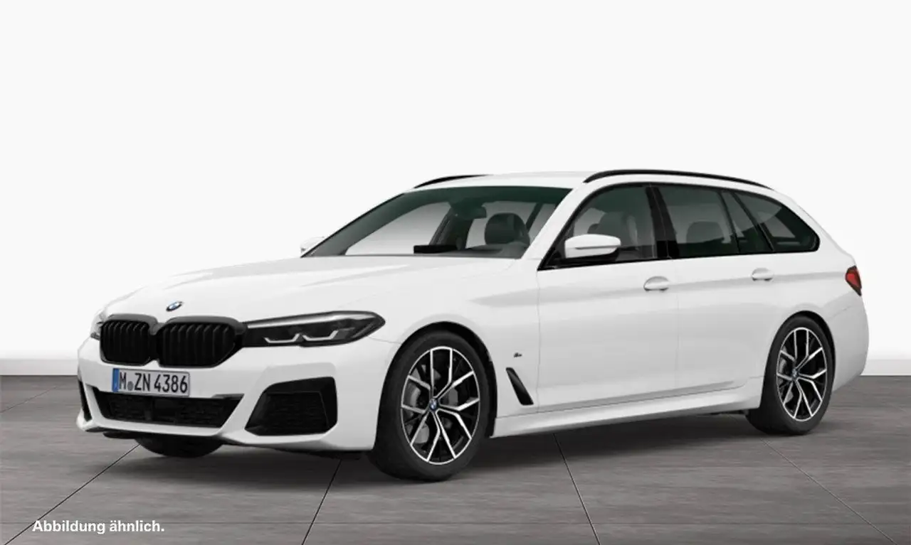 BMW 520 d Touring M Sport | AHK | Abstandstemp. | Parkassi — photo 1 of 4