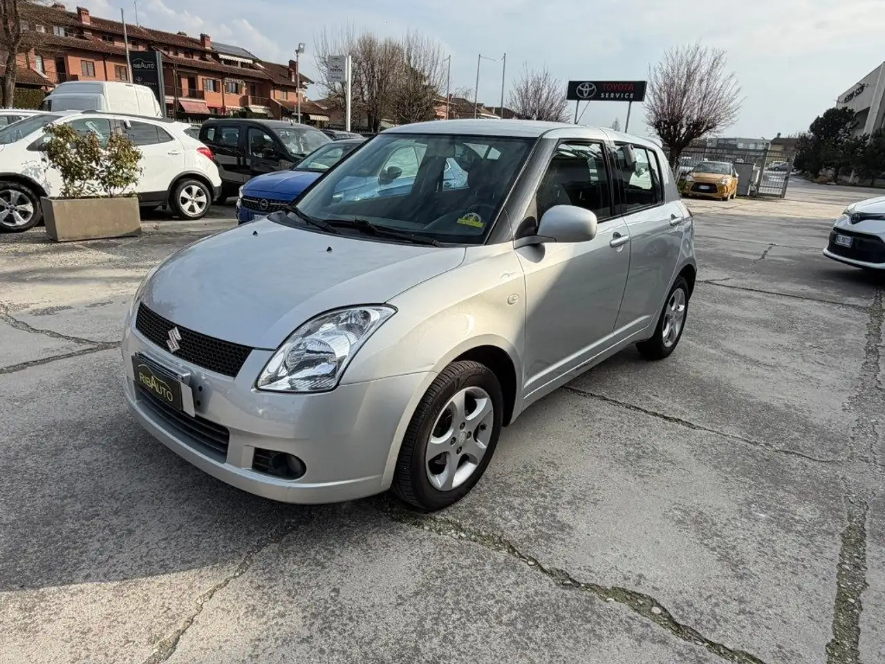 Suzuki Swift 1.3 4x4 5p. TOP — photo 1 of 15