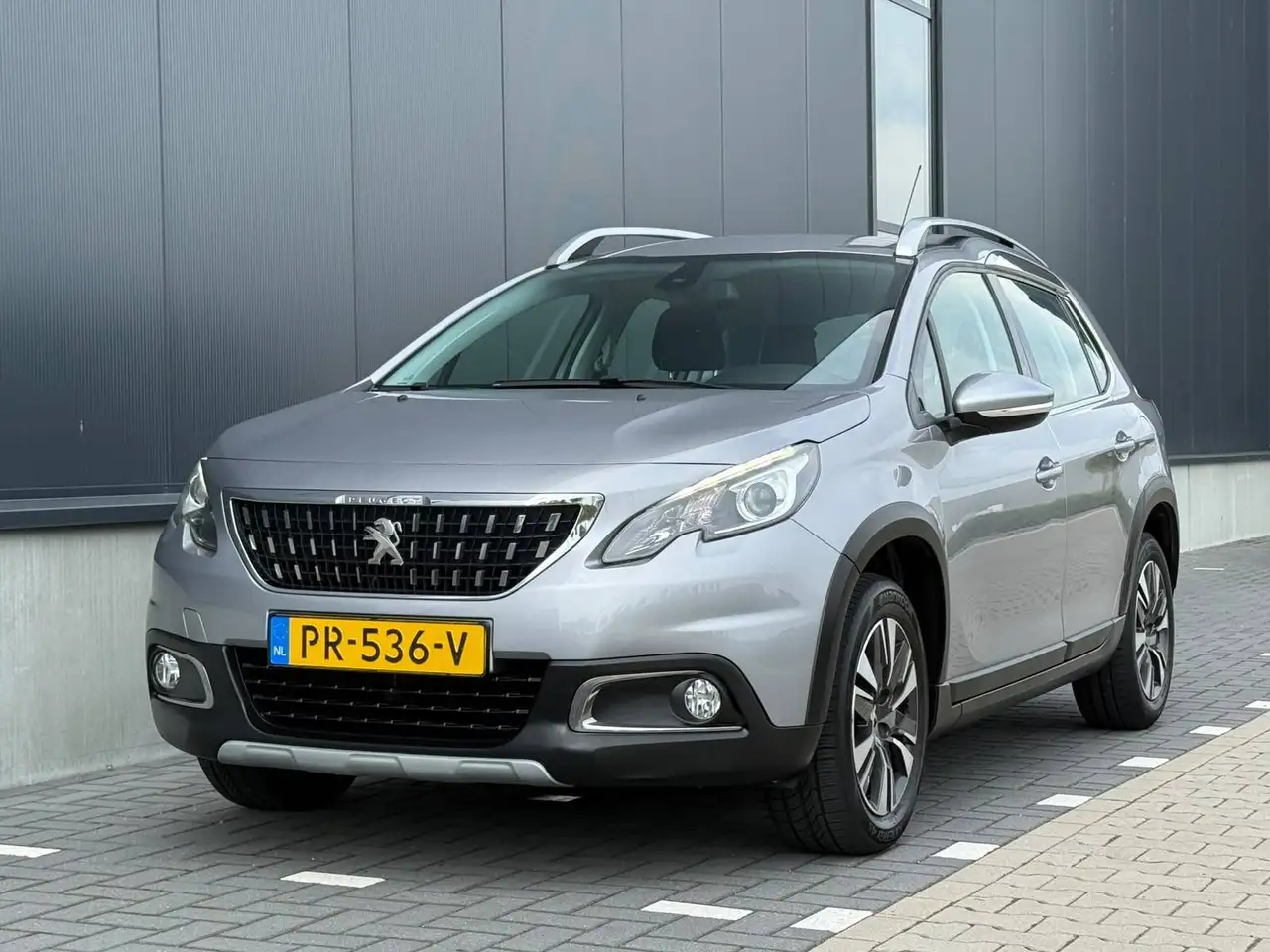 Peugeot 2008 2008 1.2 PureTech Allure PDC - Trekhaak - NAP - Carplay — photo 1 of 24