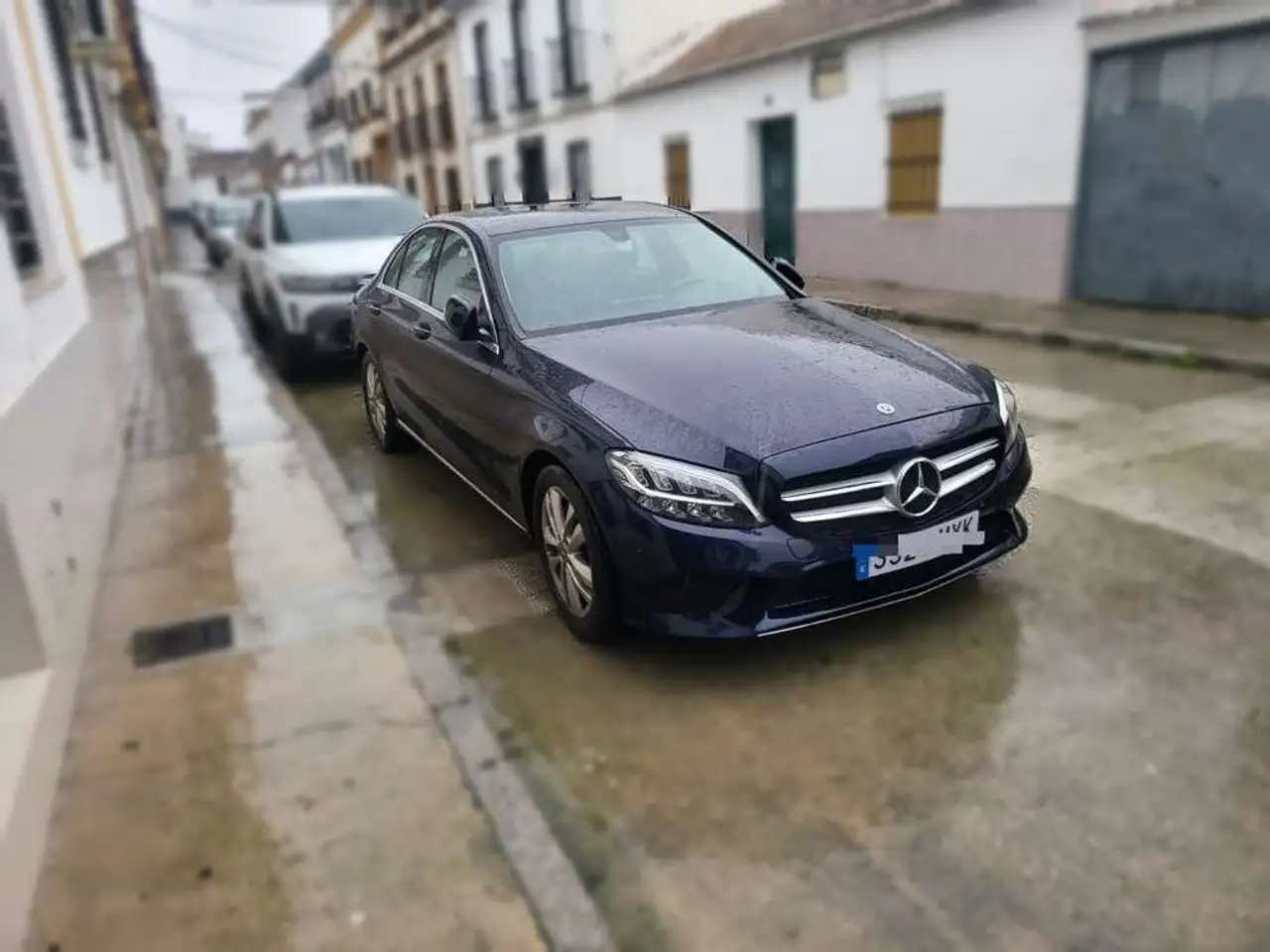Mercedes-Benz C 200 d — photo 1 of 4