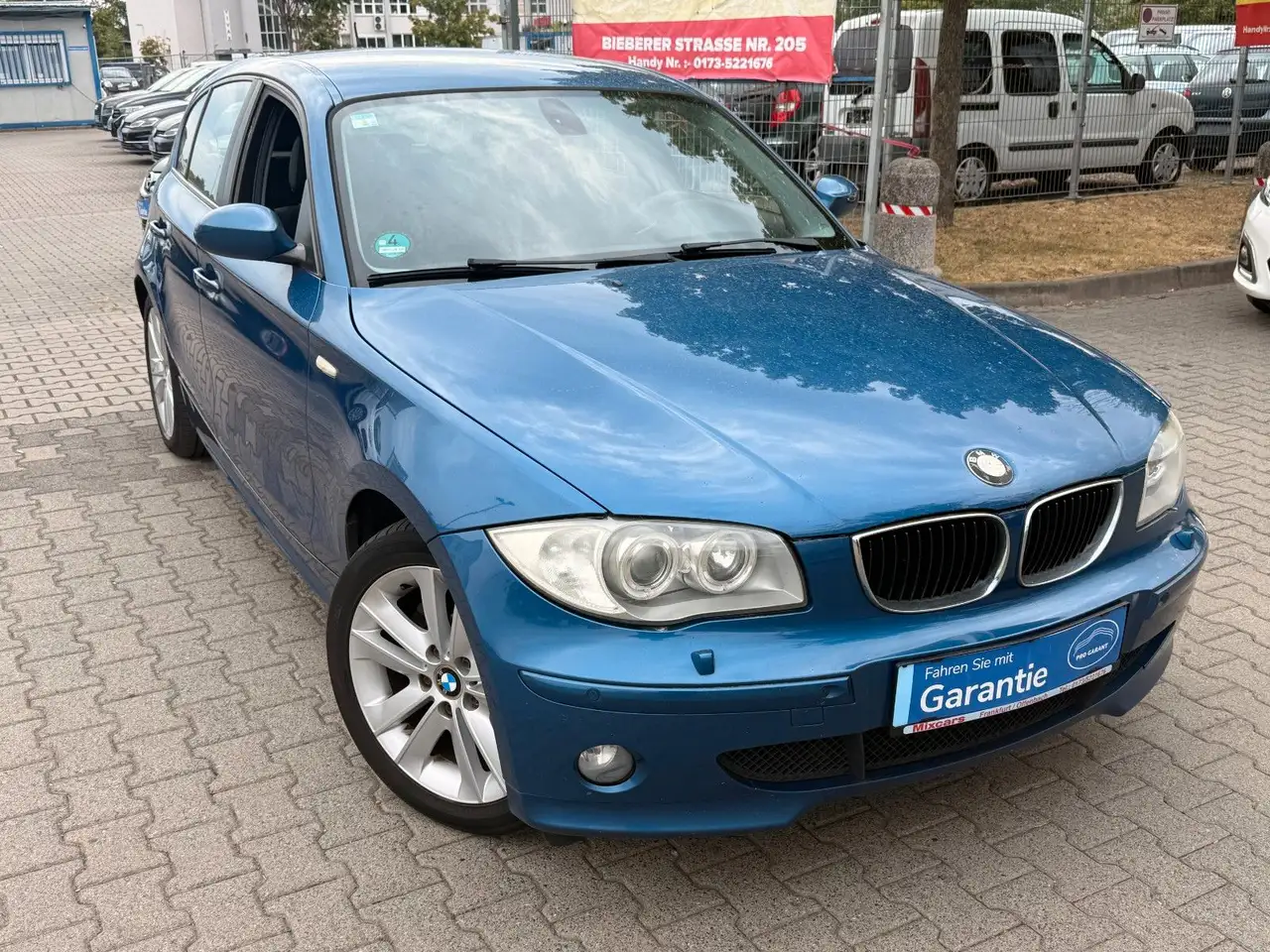 BMW 120 d 1 Limousine 120 d*LEDER*KLIMAAT*SHZ*6G*MFL* — photo 1 of 40