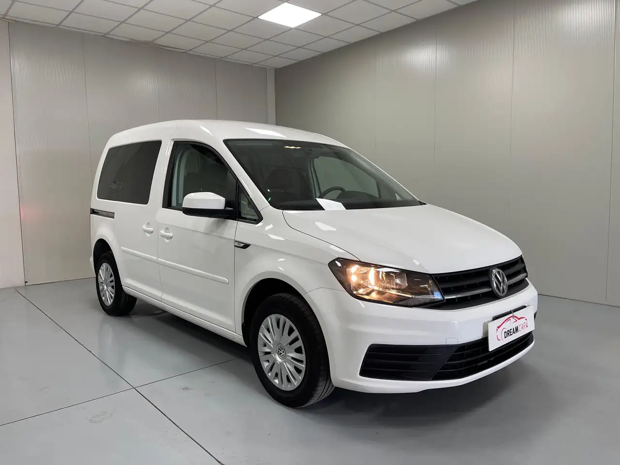 Volkswagen Caddy Volkswagen Caddy 1.4 TGI Conceptline - CNG - Manuale - 110 CV — photo 1 of 15