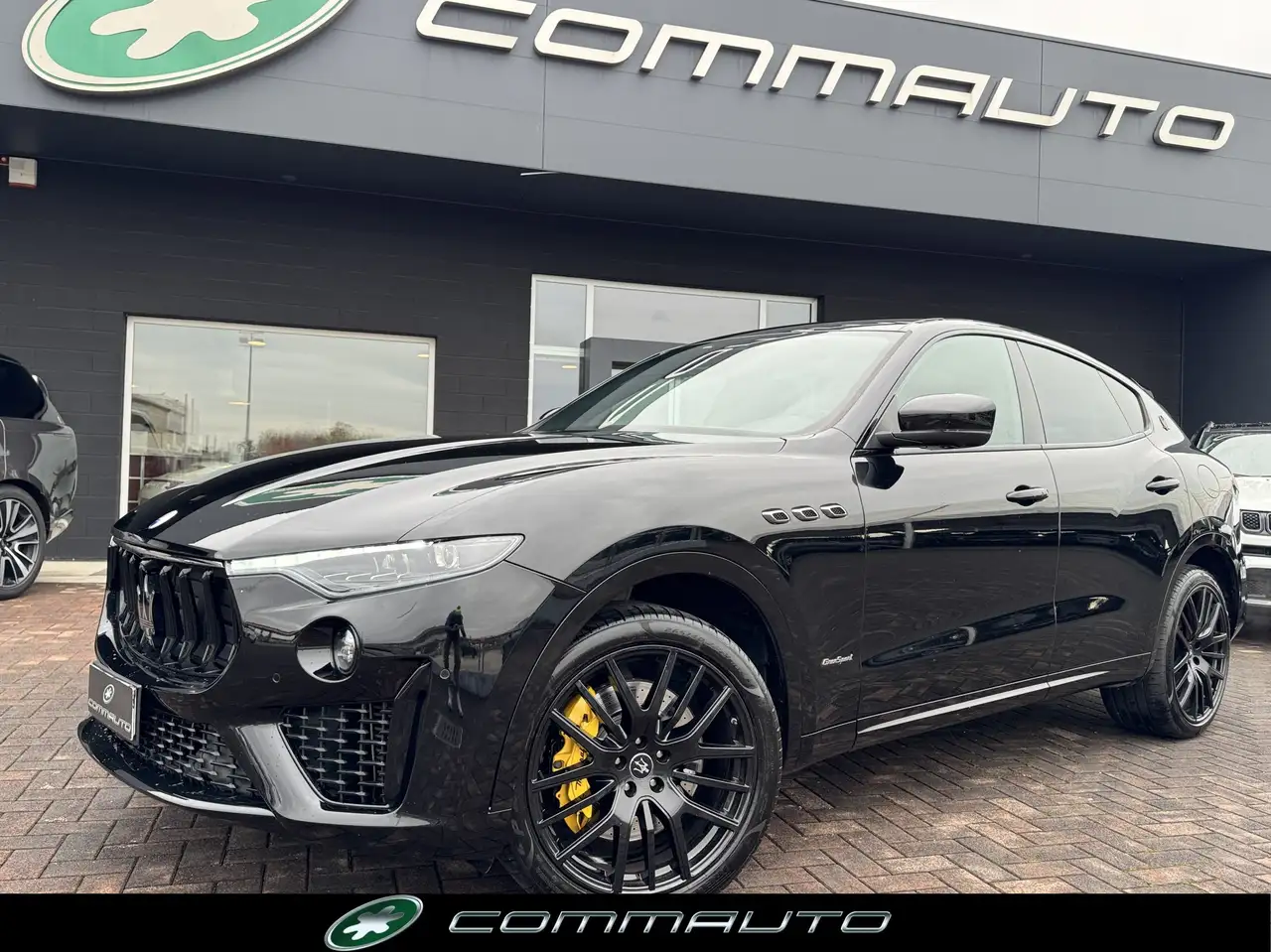 Maserati Levante 3.0 Gransport — photo 1 of 15