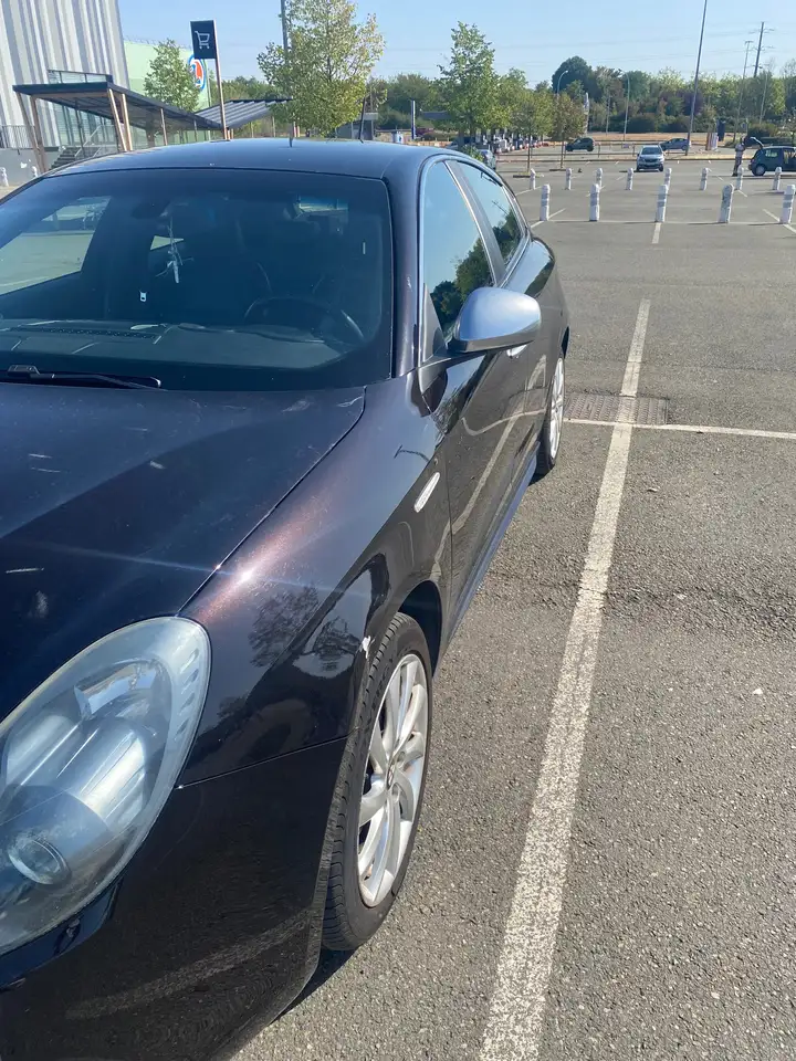 Alfa Romeo Giulietta Giulietta 1.4 TB MultiAir 170 ch S — photo 1 of 20