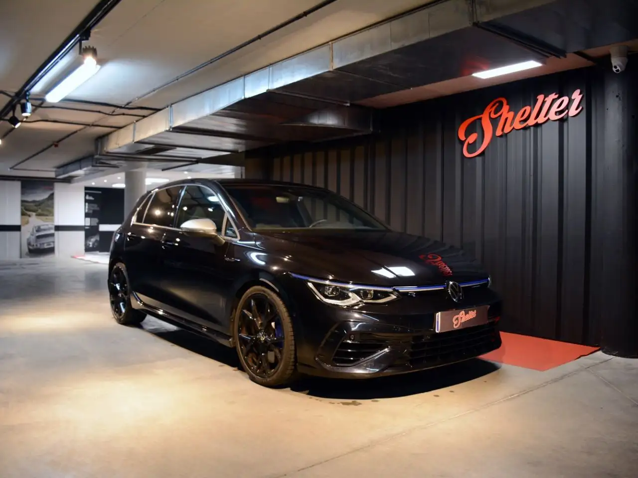Volkswagen Golf 2.0 TSI R DSG 235kW — photo 1 of 19