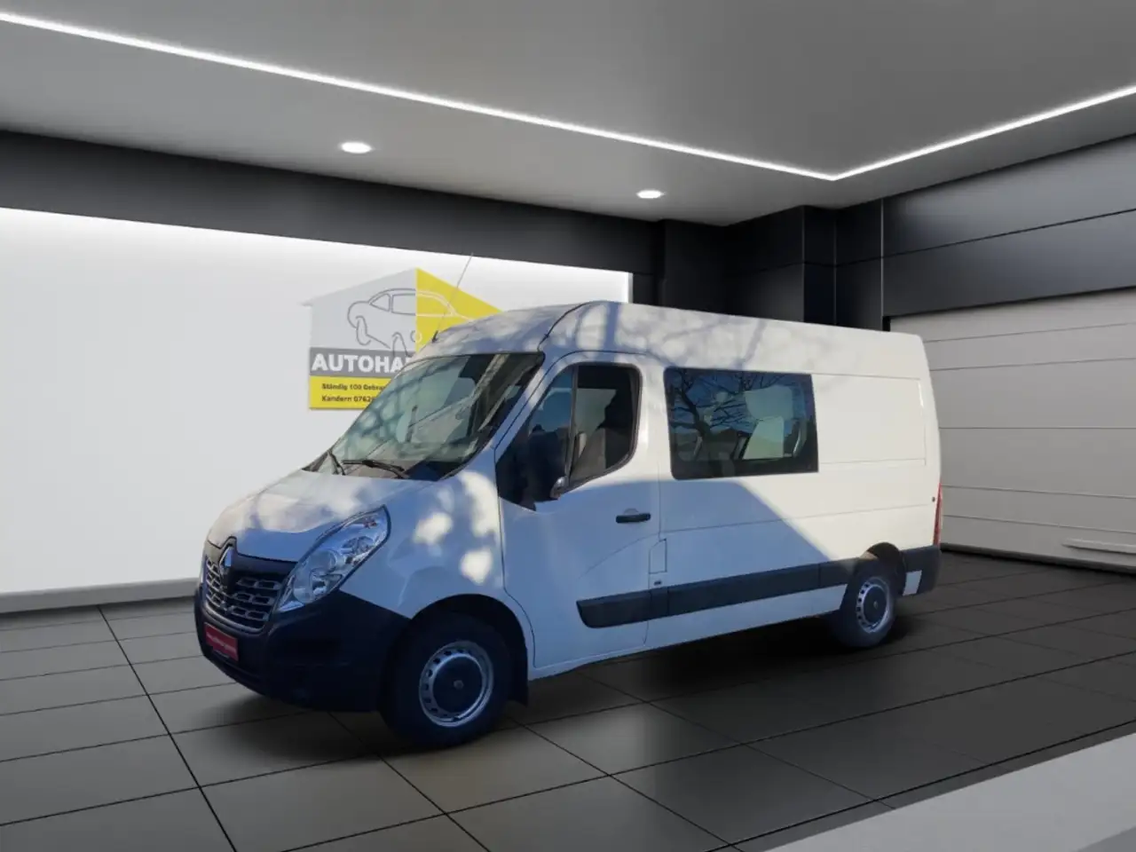 2017 Renault Master Kasten L2H2 HKa 3,5t Doka 7-Sitzer, photograph 2