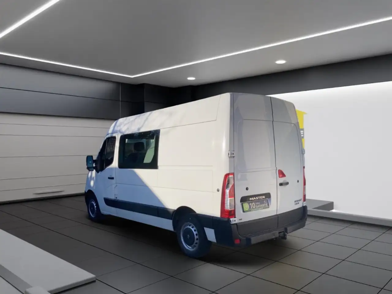 2017 Renault Master Kasten L2H2 HKa 3,5t Doka 7-Sitzer, photograph 4