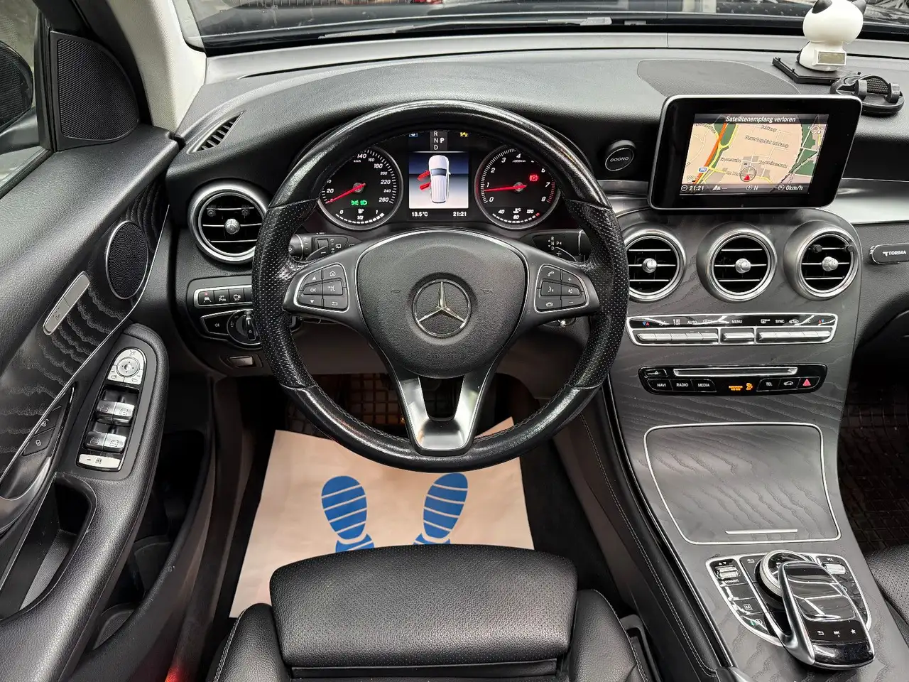 2018 Mercedes-Benz GLC 300 4Matic / Panorama 360° 4x SHZ Tempomat, photograph 9