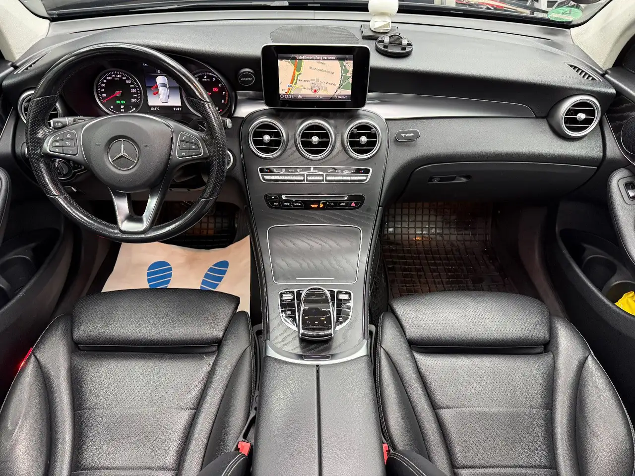 2018 Mercedes-Benz GLC 300 4Matic / Panorama 360° 4x SHZ Tempomat, photograph 8